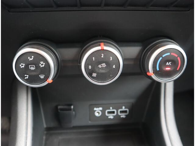 Renault CAPTUR 1.3 TCe 140 Business Zen