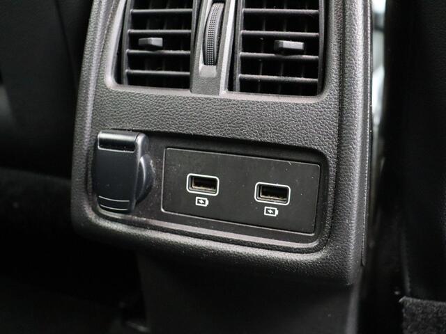 Renault CAPTUR 1.0 TCe 100 Intens | Keyless | Clima | LED | Stoelverwarming | Achteruitrijcamera | Cruise.