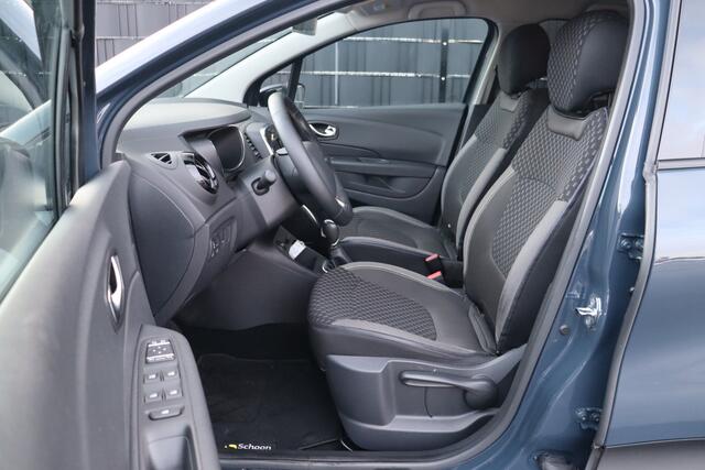 Renault CAPTUR 1.3 TCe Intens Automaat | Trekhaak | Cruise Control | Climate Control | Navigatie | Dodehoeksensoren
