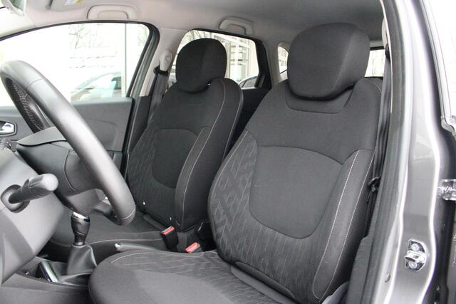 Renault CAPTUR 0.9 TCe Limited Trekhaak | Stoelverwarming | Navigatiesysteem