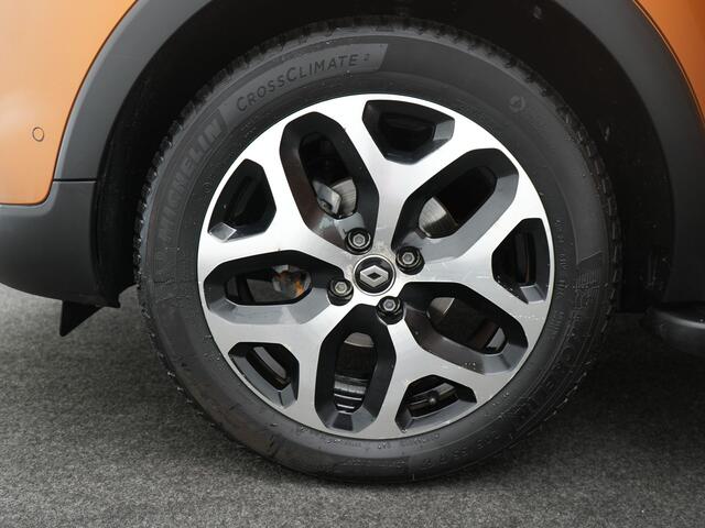 Renault CAPTUR TCe 90 Intens - RIJKLAARPRIJS - All Seasonbanden - Achteruitrijcamera - Cruise Control - Trekhaak - Sidebars! - Dealeronderhouden