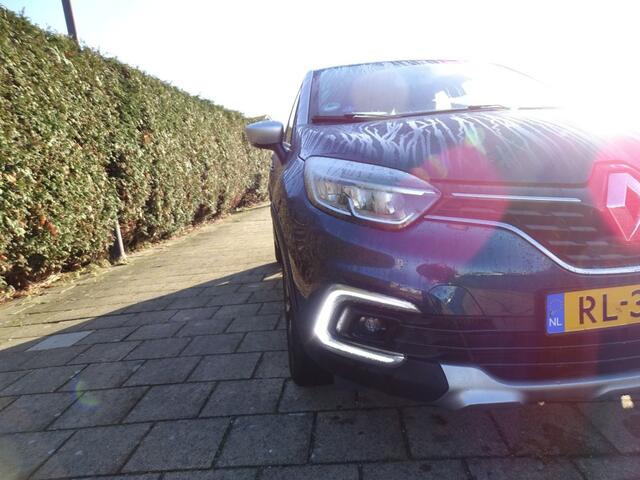 Renault CAPTUR 1.2 TCE INTENS-Auto-Clima-Cam-Keyless-Blindspot-Navi