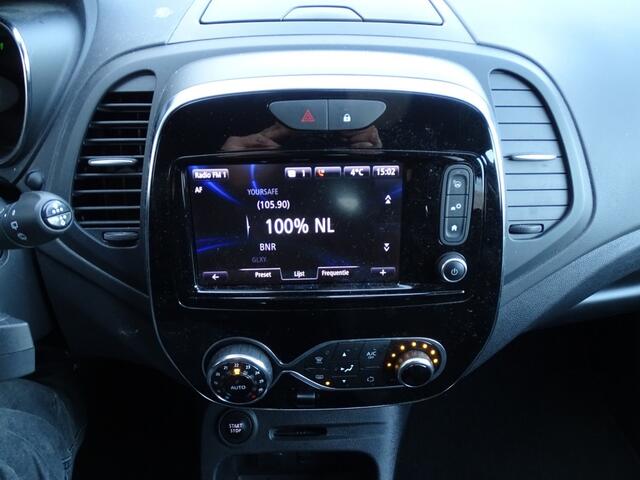 Renault CAPTUR 1.2 TCE INTENS-Auto-Clima-Cam-Keyless-Blindspot-Navi