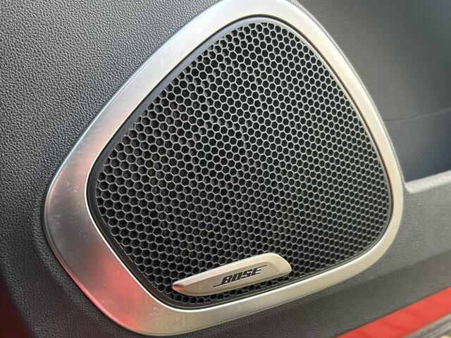 Renault CAPTUR 0.9 TCe Bose / 1e Eigenaar / Afneembare Trekhaak / Achteruitrijcamera / Apple Carplay & Android Auto / Climate Control / Parkeersensoren / Cruise Control / Navigatie /