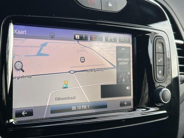 Renault CAPTUR 0.9 TCe Bose / 1e Eigenaar / Afneembare Trekhaak / Achteruitrijcamera / Apple Carplay & Android Auto / Climate Control / Parkeersensoren / Cruise Control / Navigatie /