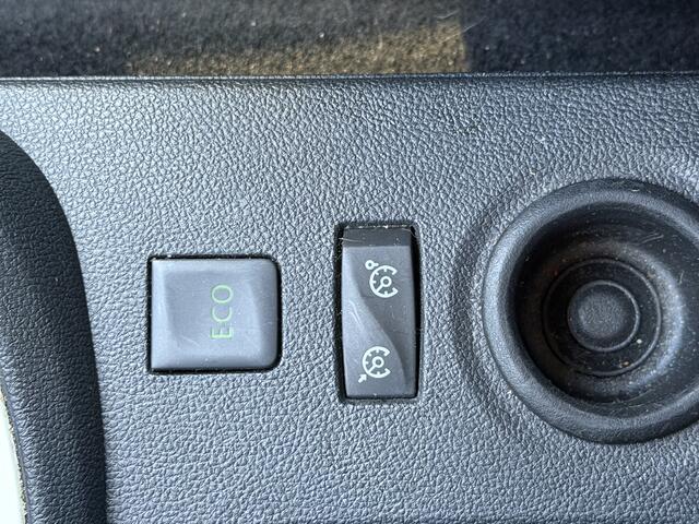 Renault CAPTUR 0.9 TCe Intens Trekhaak/Stoelverwarming/Cruise/Navigatie