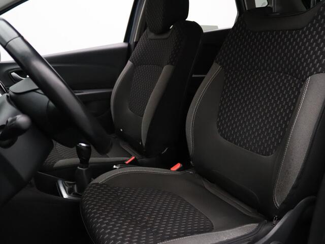 Renault CAPTUR 90pk TCe Intens Cruise | Climate | Navi | Parkeersens. achter | Trekhaak