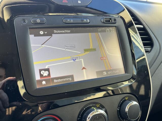 Renault CAPTUR 0.9 TCe / Trekhaak / Parkeersenoren. Achter / Keyless / Airco / Armsteun / LMV /