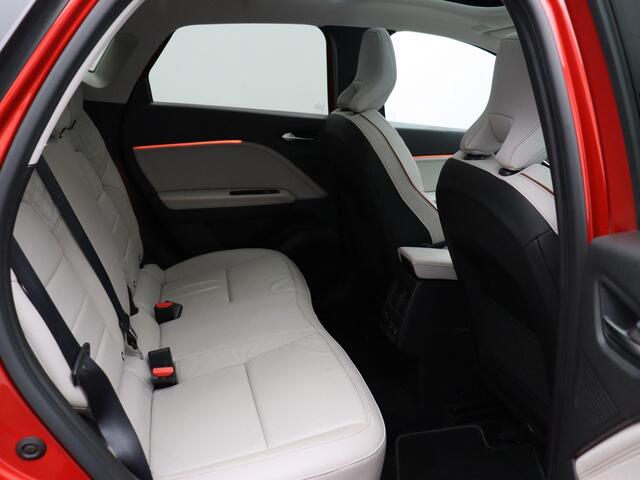 Renault CAPTUR E-Tech Hybrid 145pk Iconic | Bose Audio | Schuif kanteldak | Active driver assist | Lederen bekleding |