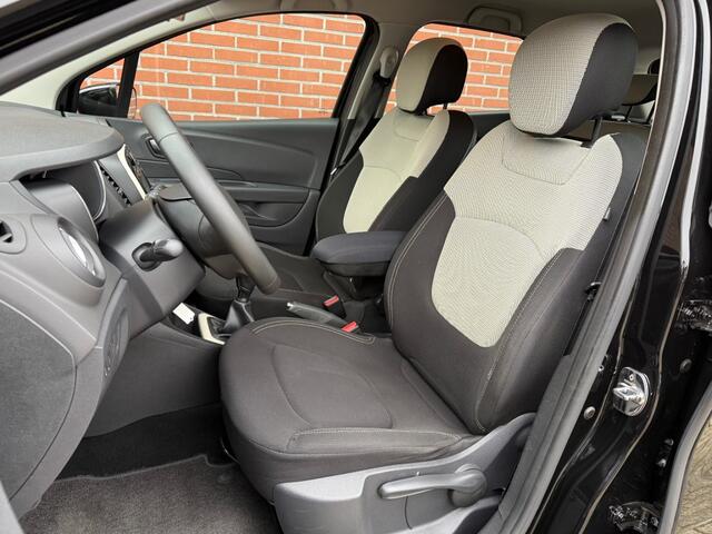 Renault CAPTUR 0.9 TCE ZEN NAVI CLIMA CRUISE PDC BLUETOOTH