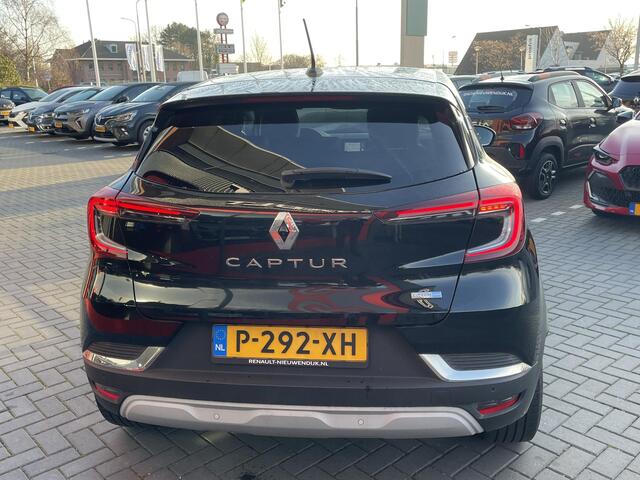 Renault CAPTUR 1.6 E-Tech Hybrid 145 Intens / ACHTERUITRIJCAMERA / PARKEERSENSOREN / CRUISE CONTROL / CLIMATE CONTROLE