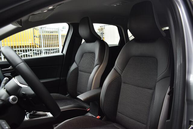 Renault CAPTUR TCe 140 EDC Intens | AUTOMAAT | CAMERA | NAVI | CRUISE CONTROL | CLIMATE CONTROL | PDC | LMV