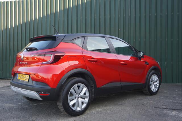 Renault CAPTUR 1.0TCe 90pk Zen + Navi/ Cruise/ Carplay/ LED/ Airco / Garantie!
