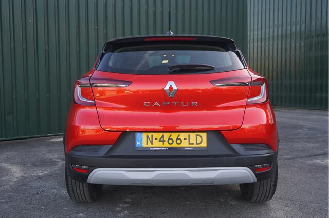 Renault CAPTUR 1.0TCe 90pk Zen + Navi/ Cruise/ Carplay/ LED/ Airco / Garantie!