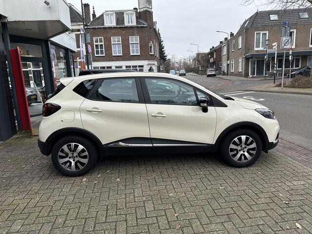 Renault CAPTUR 0.9 TCe Life All-in Prijs Airco/Cruise/Garantie 12mnd Eurorepar