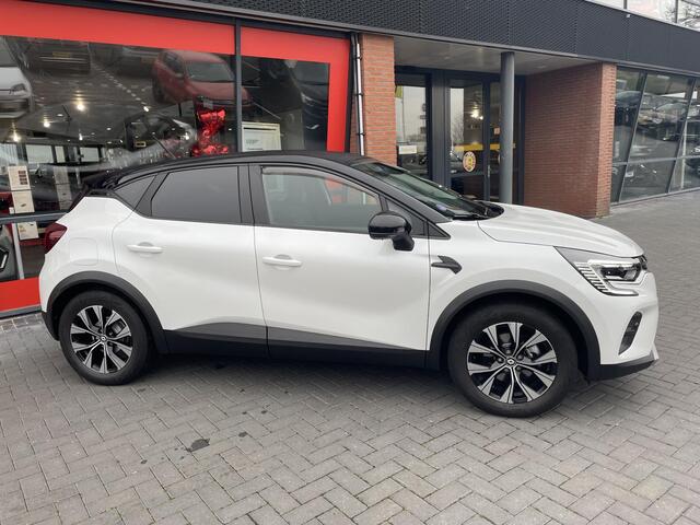 Renault CAPTUR 1.6 E-Tech full hybrid 145 evolution / ACHTERUITRIJCAMERA / PARKEERSENSOREN / PACK LOOK / TREKHAAK