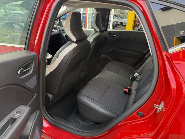 Renault CAPTUR 1.6 E-Tech Hybrid 145 Techno | Glazen schuif- kantel dak | Cruise adaptief | Stoel & stuur verwarming | Navigatie groot |