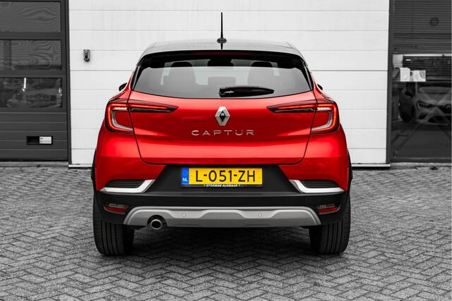 Renault CAPTUR 1.3 TCe 140 PK Intens | Camera achter en sensoren voor | 18" velgen | NAVI | ECC |