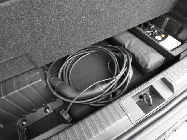 Renault CAPTUR 1.6 E-Tech Plug in Hybrd AUT 160 RSLINE,Camera,Navi,Led