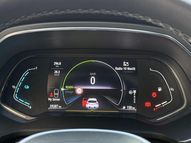 Renault CAPTUR 1.6 E-Tech Hybrid 145 Intens | Navigatie | Achteruitrijcamera | Climate Control | Key-less |