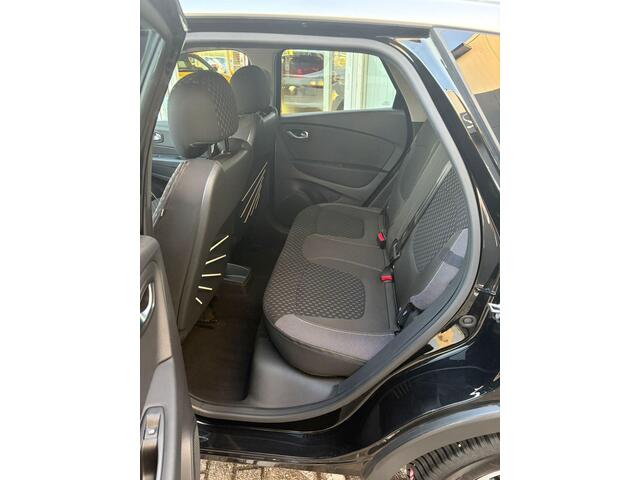 Renault CAPTUR 1.2 TCe Intens | NAP | Trekhaak | Navigatie | Achteruitrijcamera | DAB | Climate Control |