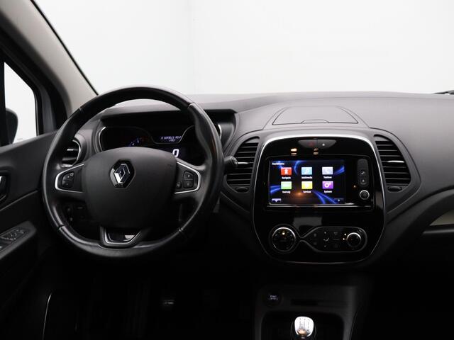 Renault CAPTUR TCe 90pk Intens | Trekhaak | Climate control | Navigatie | Cruise Control | Parkeersensoren |