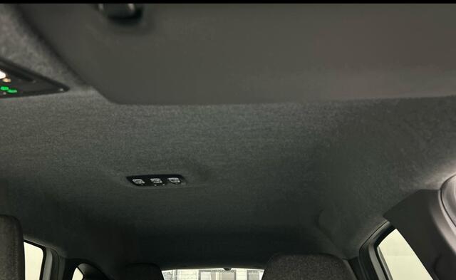 Renault CAPTUR 1.3 mild hybrid 160 techno Automaat Stoel en stuurverwarming/Camera.