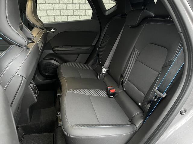 Renault CAPTUR 1.6 E-Tech full hybrid 145 Esprit Alpine | Stuurverwarming | Apple CarPlay / Android Auto | Draadloze telefoonlader | Achteruitrijcamera |