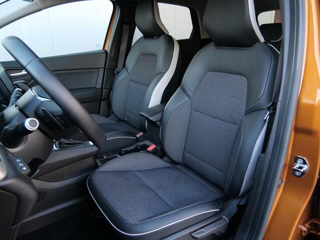 Renault CAPTUR 1.3 TCe 140 Intens Automaat Navigatie / DAB / Apple Carplay / Camera / Trekhaak