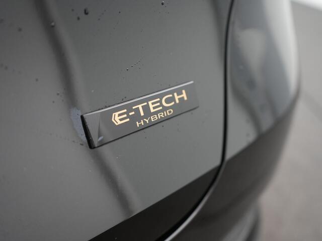 Renault CAPTUR 1.8 E-Tech Full Hybrid 160 Techno - DEMO - 160 pk! - All Seasonbanden - Achteruitrijcamera - Adaptive Cruise Control - Apple Carplay - Android Auto - Elektrisch Glazen Panorama Dak