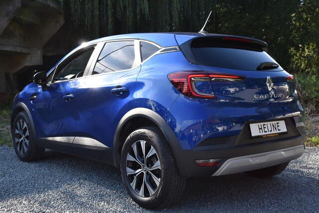 Renault CAPTUR 1.0 TCe LIMITED CRUISE/NAVI/KEYLESS