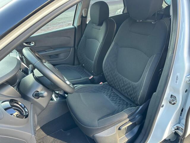 Renault CAPTUR 1.3 TCe Limited NAP Pas, Climate C, Cruise C, Navigatie!!!!