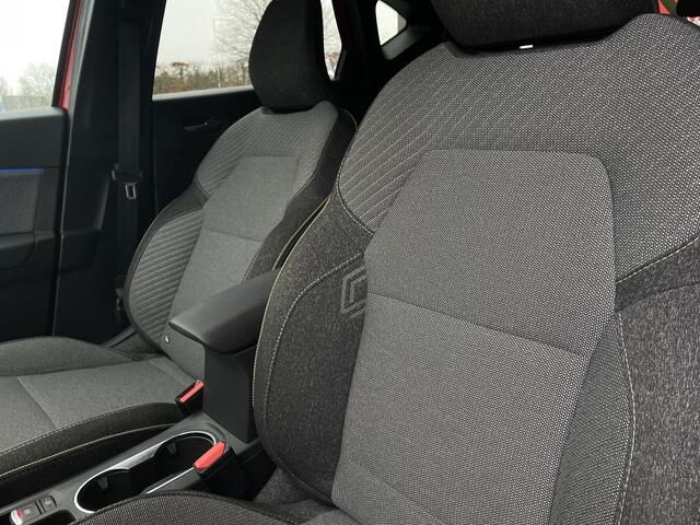 Renault CAPTUR 1.0 TCe 90 techno / ACHTERUITRIJCAMERA / PARKEERSENSOREN / CRUISE CONTROL / CLIMATE CONTROLE