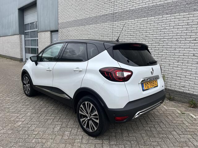 Renault CAPTUR TCe 120 Initiale Paris | lederen bekleding | BOSE audio | stoelverwarming | Navigatie
