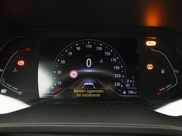 Renault CAPTUR TCe 130 EDC Automaat Initiale Paris | EASY LINK Navigatiesysteem incl Bose® met 9,3" touchscreen + Apple CarPlay & Android Auto | Bekleding rundleder 'Initiale Paris Noir' | Lichtmetalen wielen 18" 'Initiale Paris' |