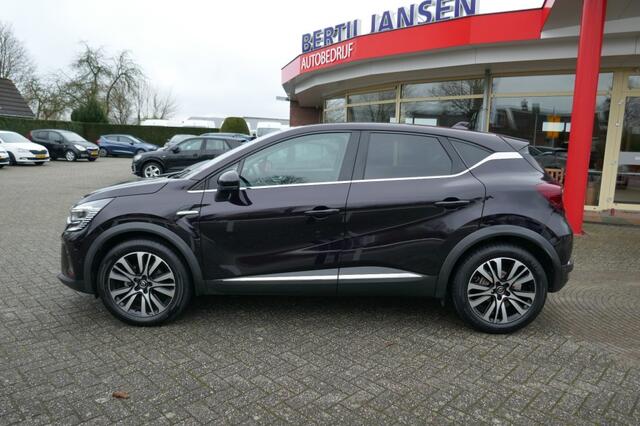 Renault CAPTUR 1.3 TCE INITIALE PARIS 154 PK ELEKTR/SCHUIFDAK / CAMERA 360 / LEDER