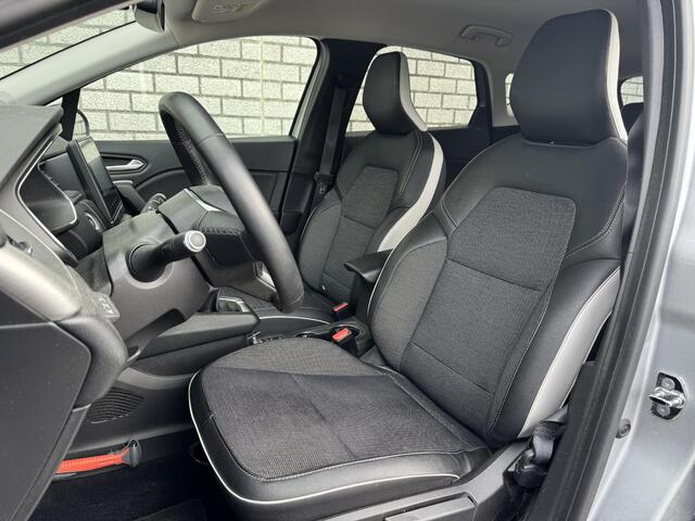 Renault CAPTUR 1.0 TCe 100 Intens | Navigatie | Apple CarPlay / Android Auto | Parkeersensoren |