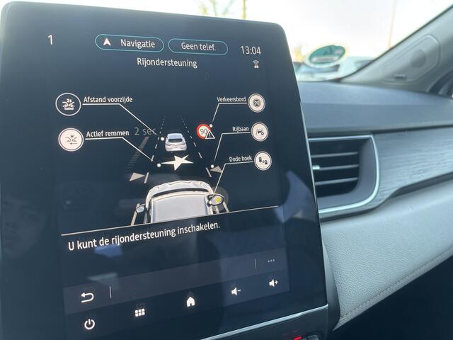 Renault CAPTUR 1.3 TCe 130 Initiale Paris | Stuurverwarming | Leer | Adaptieve Cruise | Dodehoek Detectie