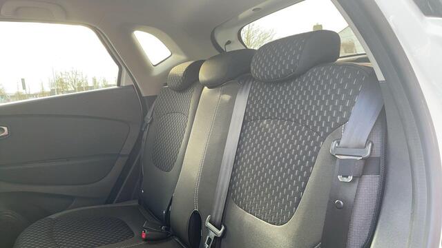 Renault CAPTUR 0.9 TCe Intens WORDT VERWACHT / TREKHAAK / DODEHOEKSENSOREN / ACHTERUITRIJCAMERA / PARKEERSENSOREN