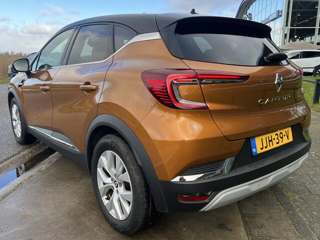 Renault CAPTUR 1.6 E-Tech Hybrid 145PK Intens / Keyless / Camera / Cruise / Climate / Applecarplay - Androidauto /