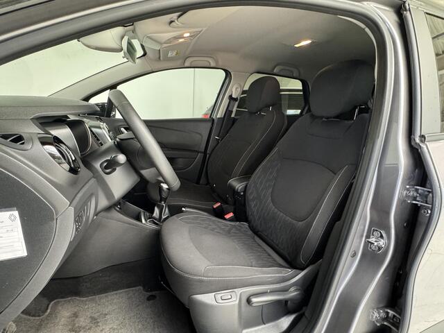 Renault CAPTUR 0.9 TCe Limited | Navigatie | Stoelverwarming | Parkeersensoren | Climate Control |