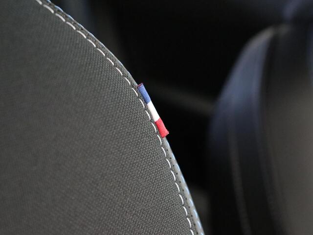 Renault CAPTUR esprit Alpine Full hybrid | Achteruitrijcamera | Adaptive Cruise Control | Elektronisch geregelde airconditioning