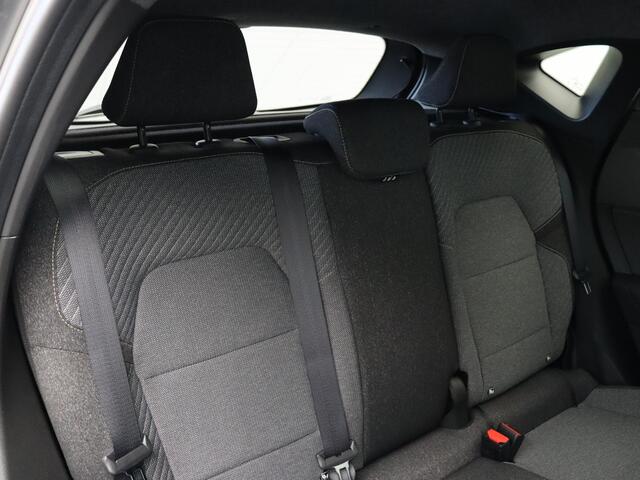 Renault CAPTUR TCe 115pk techno | Vijf jaar garantie | Stoel- en stuurwielverwarming | All season banden |