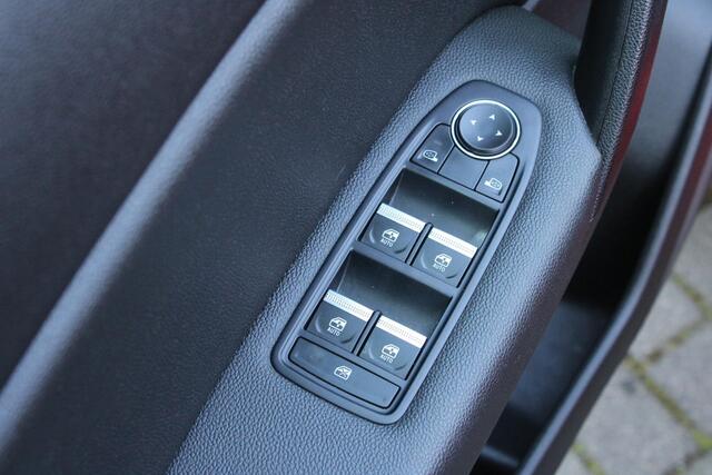 Renault CAPTUR 1.6 E-Tech Hybrid 145 Intens Camera/Navi/Led Incl Garantie!!