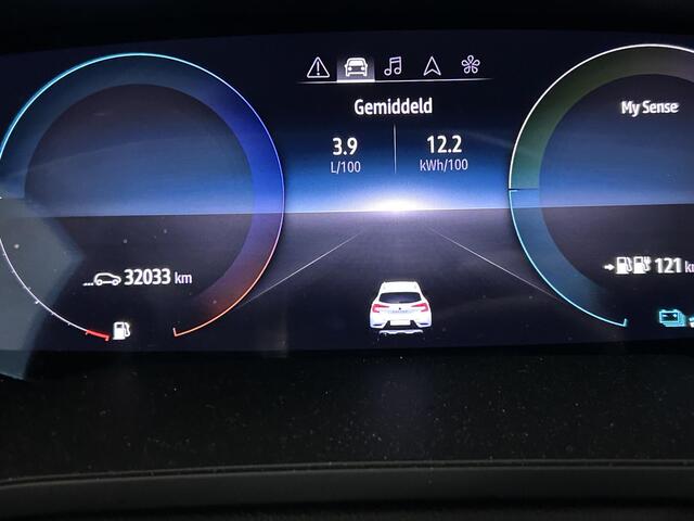 Renault CAPTUR 1.6 E-Tech Plug-in Hybrid 160 Intens TREKHAAK | NAVIGATIE | ACHTERUITRIJCAMERA | PARKEERSENSOREN