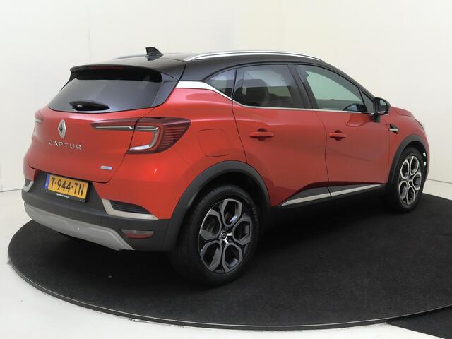 Renault CAPTUR 1.6 E-Tech Plug-in Hybrid 160 Intens | Pack parking | Apple Carplay/Android | cruise control | electronic climate control | lederen/stof bekleding | LED koplampen | lichtmetalen velgen 17" | navigatiesysteem full map |