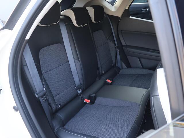 Renault CAPTUR 1.0 TCe 100 PK TWO TONE INTENS + CARPLAY | SFEERVERLICHTING | TREKHAAK