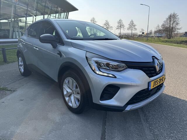 Renault CAPTUR 1.6 E-Tech Hybrid 145 Equilibre / Climate Control / Apple Carplay / Android Auto / Pakreersensoren achter