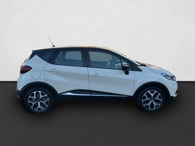 Renault CAPTUR 1.3 TCe Intens EDC AUTOMAAT / CAMERA / CLIMATE / TREKHAAK / NAVI