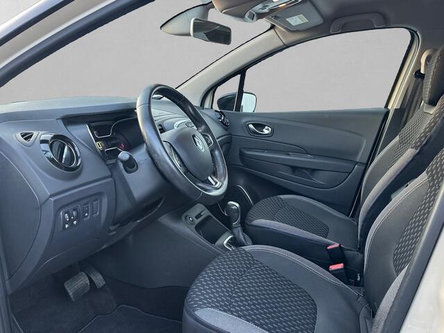 Renault CAPTUR 1.3 TCe Intens EDC AUTOMAAT / CAMERA / CLIMATE / TREKHAAK / NAVI